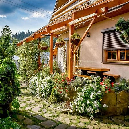 Ciukrowa Chatka Sauna & Jacuzzi Poronin Exterior foto