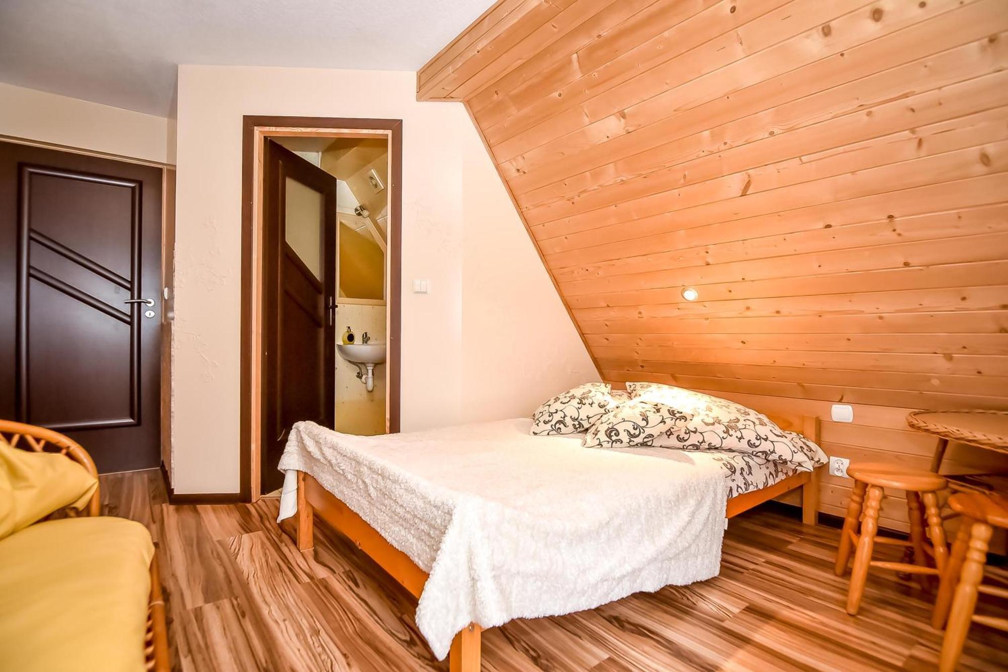 Ciukrowa Chatka Sauna & Jacuzzi Poronin Exterior foto