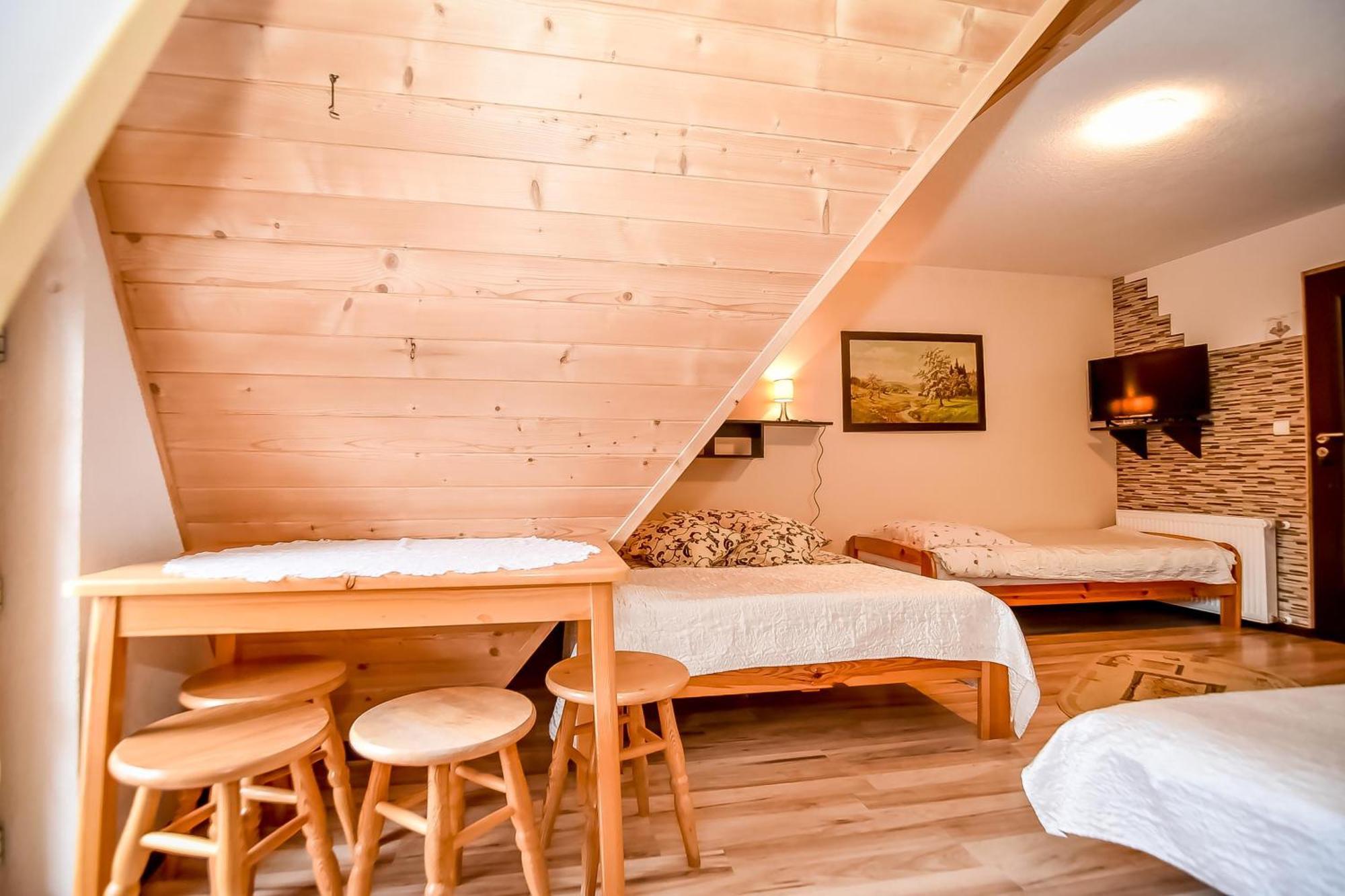 Ciukrowa Chatka Sauna & Jacuzzi Poronin Exterior foto