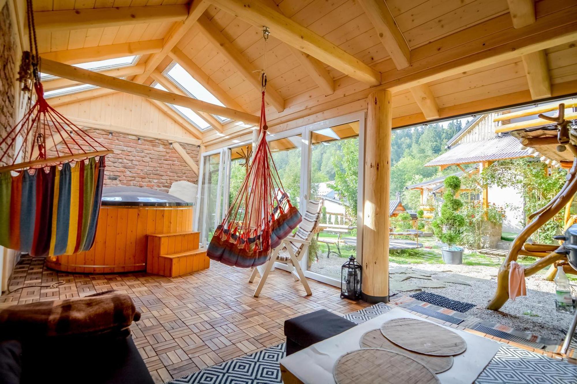 Ciukrowa Chatka Sauna & Jacuzzi Poronin Exterior foto